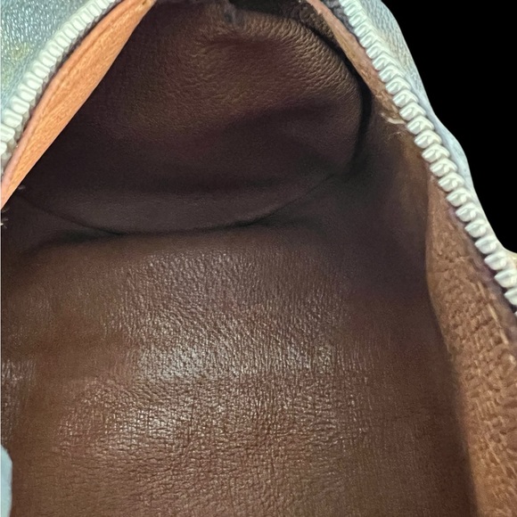 Louis Vuitton Vintage Monogram Papillon With COA & LV Dust Bag A73 - Picture 9 of 11